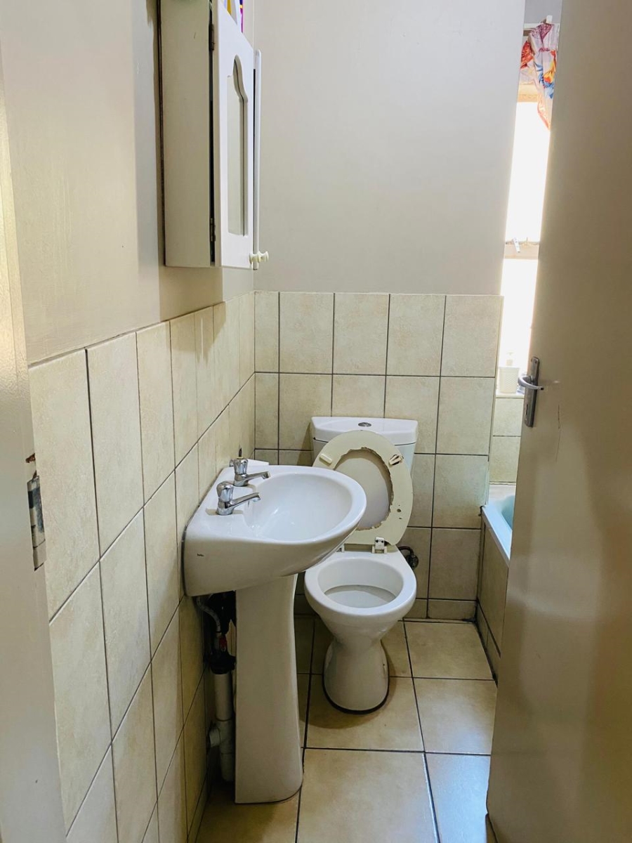 3 Bedroom Property for Sale in Geelhoutpark North West